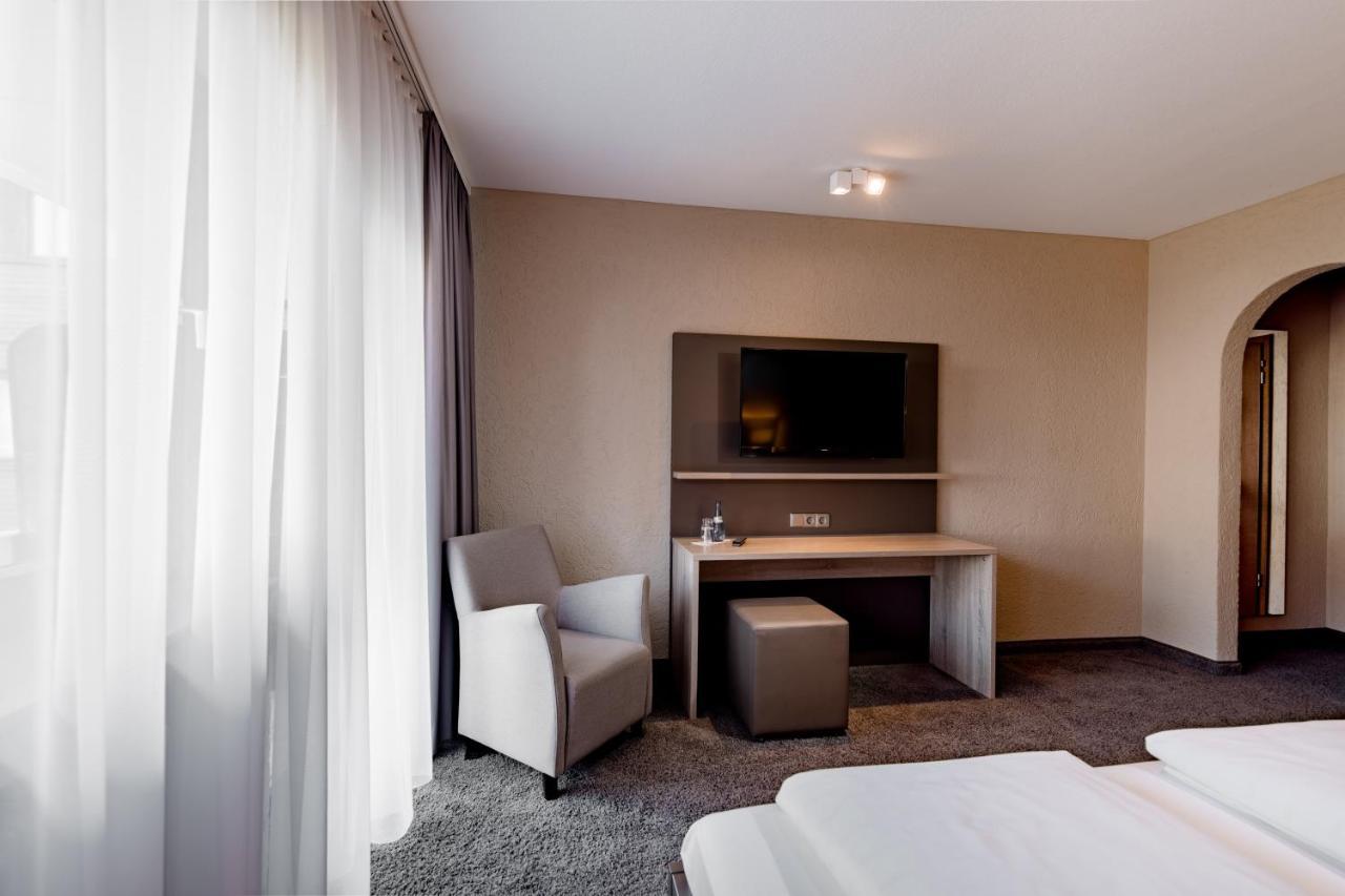 Hotel & Restaurant Becher Donzdorf Екстериор снимка